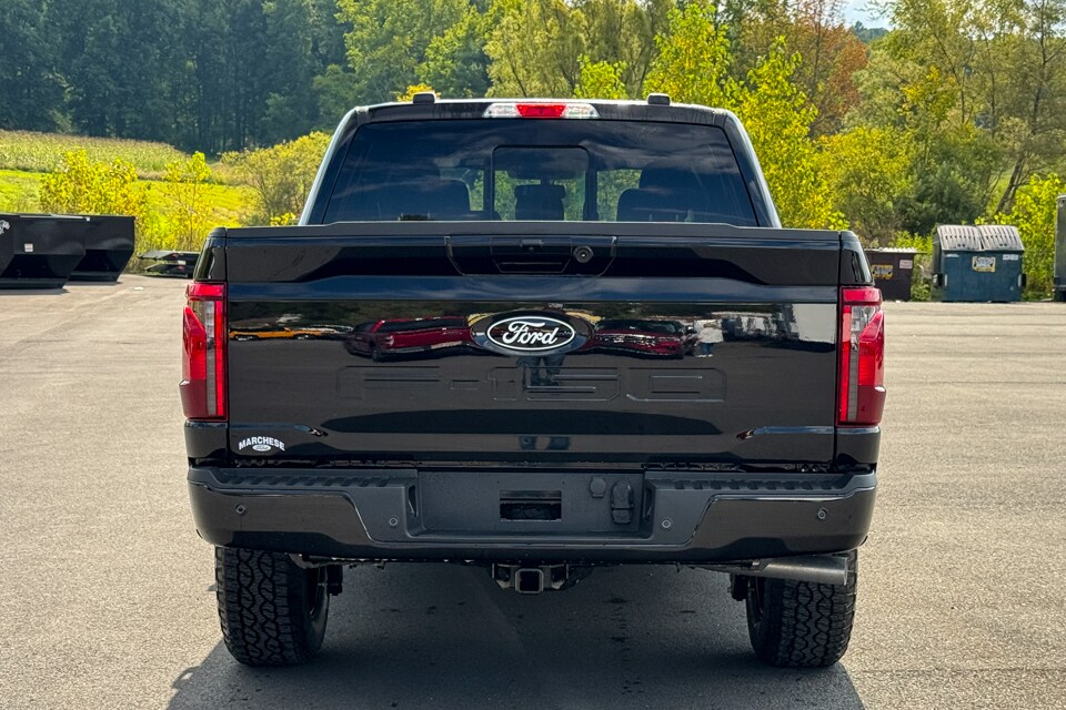 2025 Ford F-150 XLT photo 3