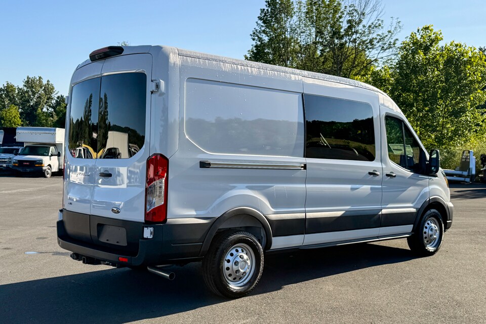 2025 Ford Transit XL photo 2
