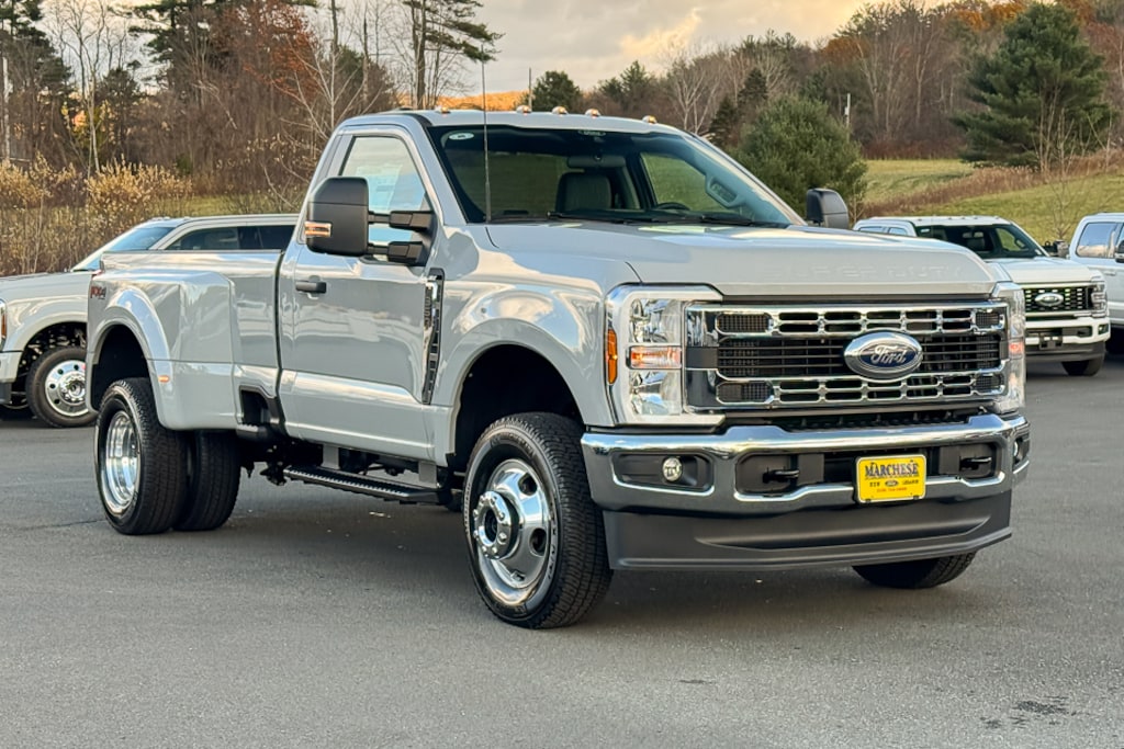 New 2026 Ford F350 Super Duty F-350 XLT PICKUP