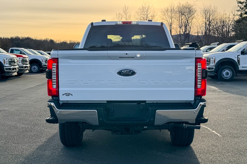 2026 Ford F-350 photo 4