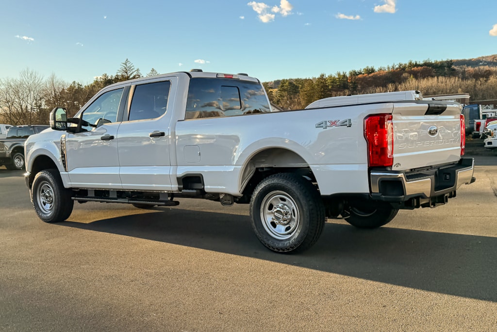 New 2026 Ford F350 Super Duty F-350 XL UTILITY