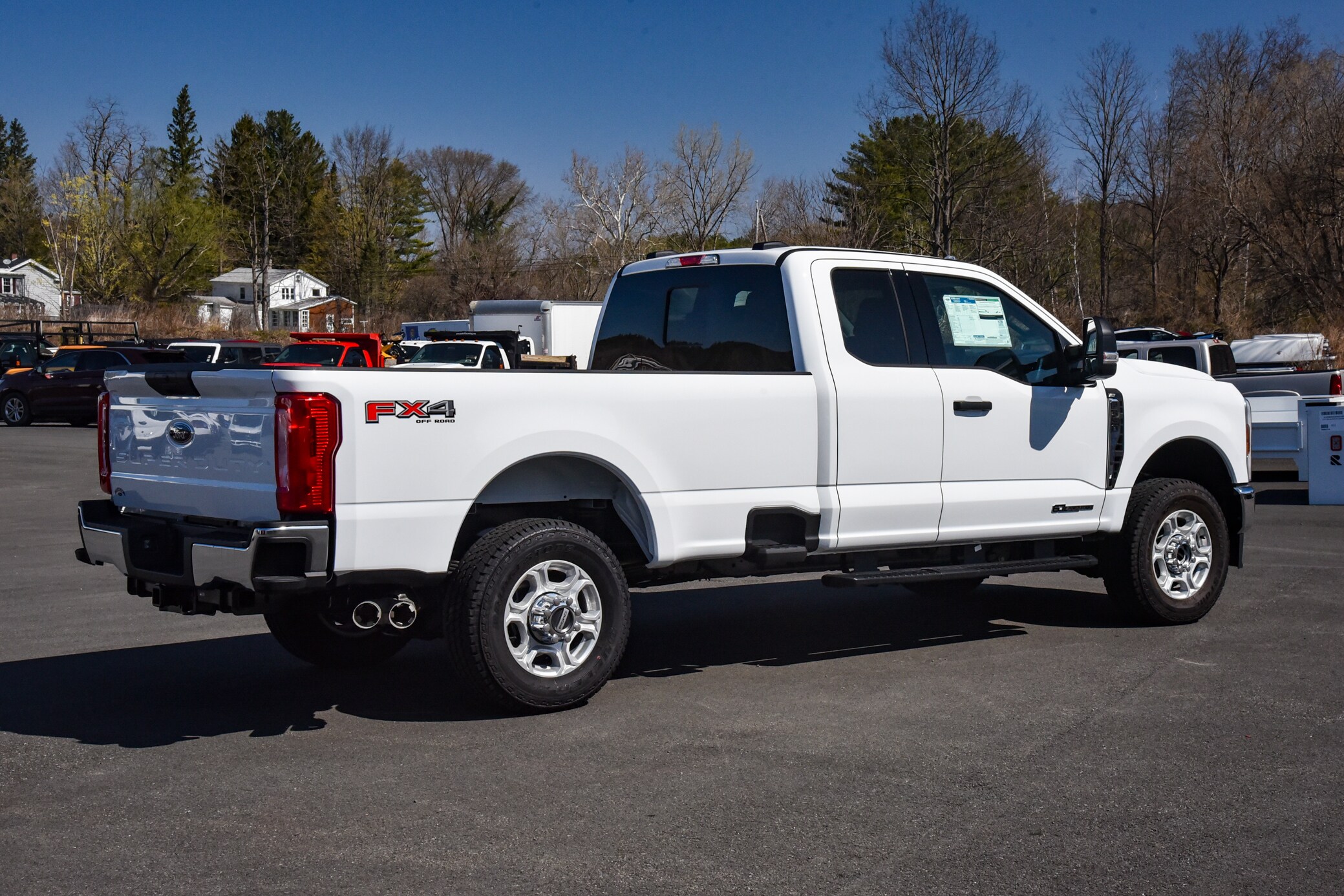 2025 Ford F-350 photo 3