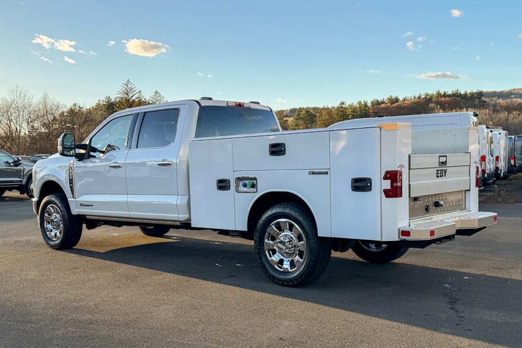 New 2026 Ford F350 Super Duty F-350 Lariat PICKUP