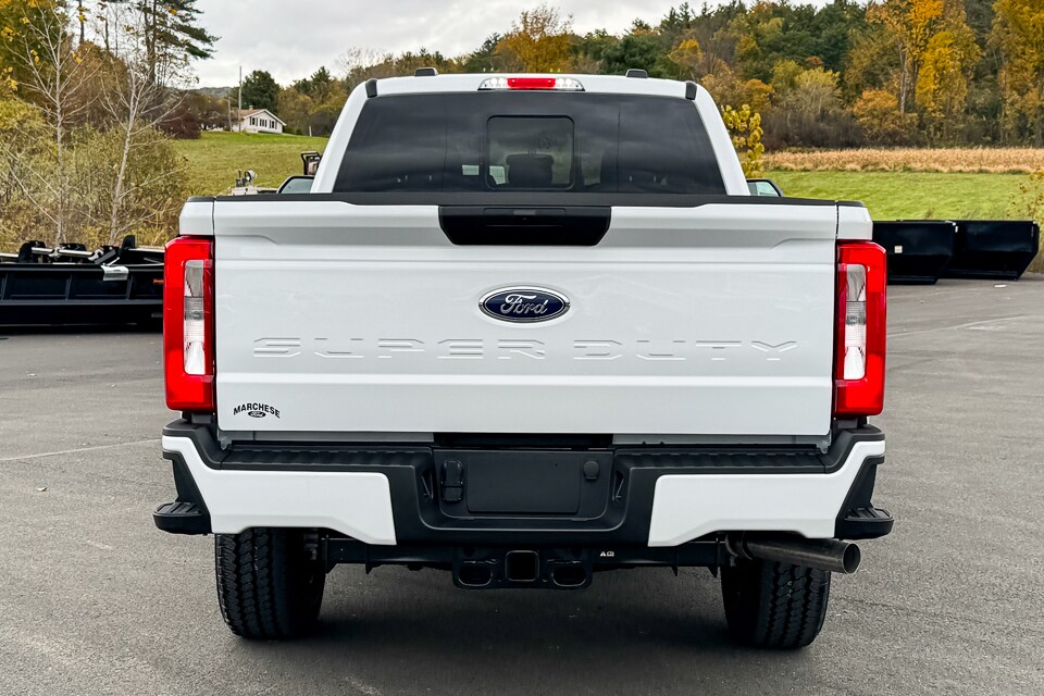 2026 Ford F-350 XL photo 4