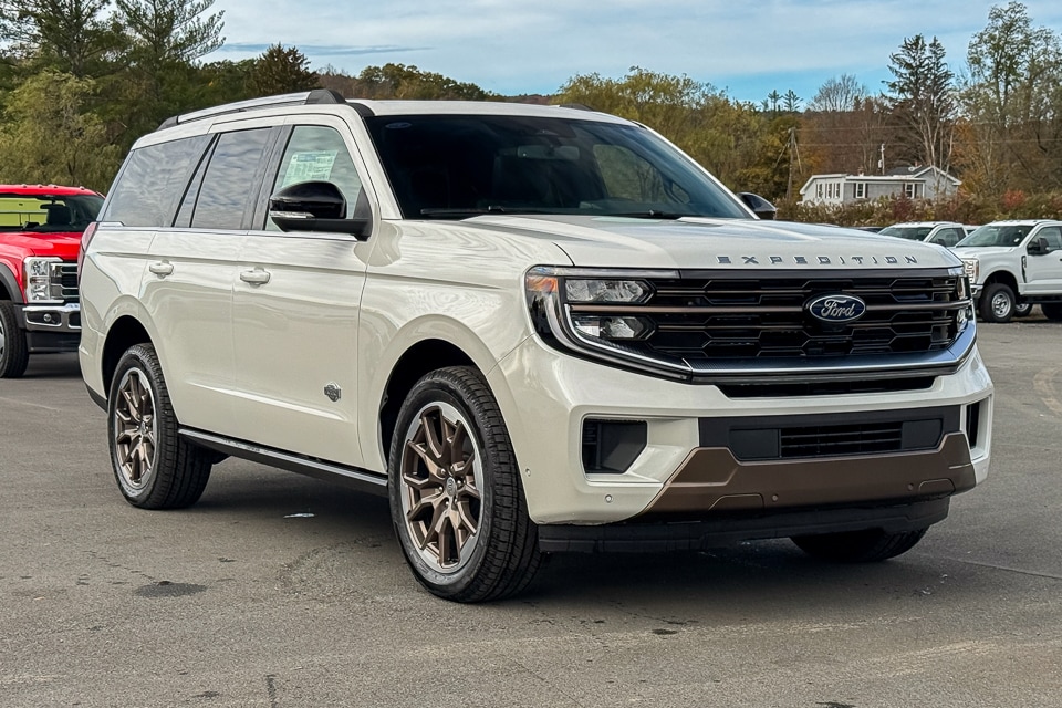 2025 Ford Expedition King Ranch's photo
