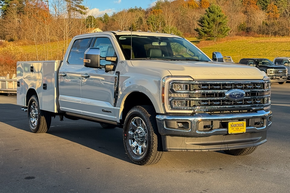 2026 Ford F-350 Super Duty Lariat's photo