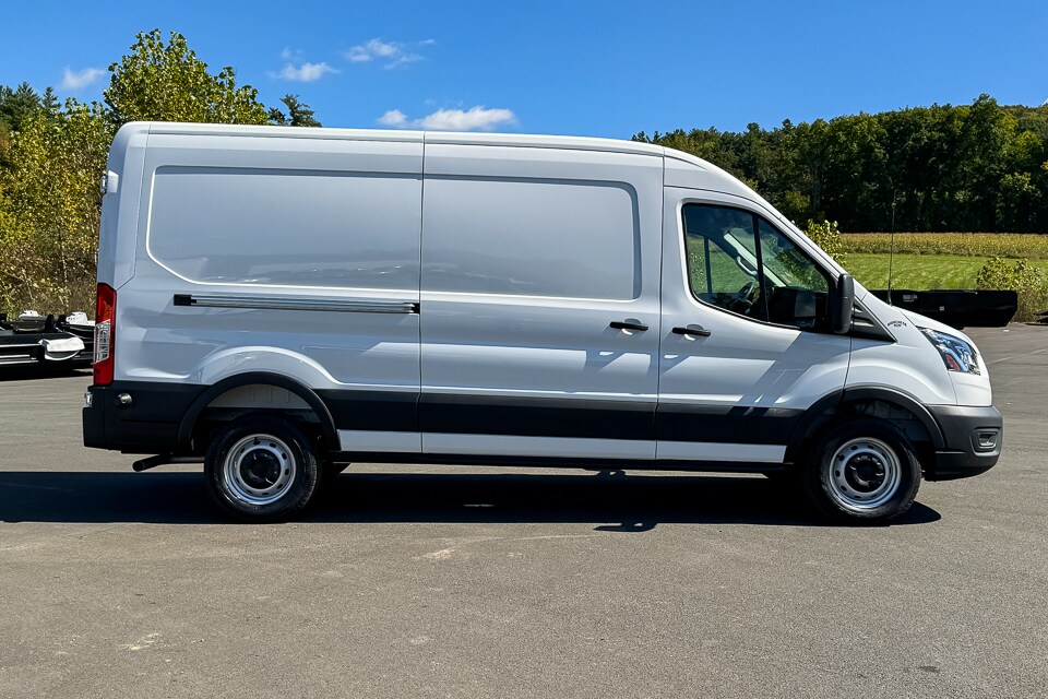 2025 Ford Transit Cargo Van photo 2