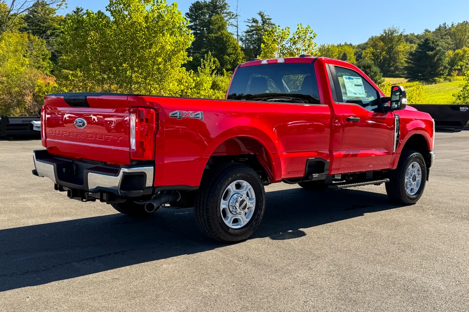 2026 Ford F-350 photo 2