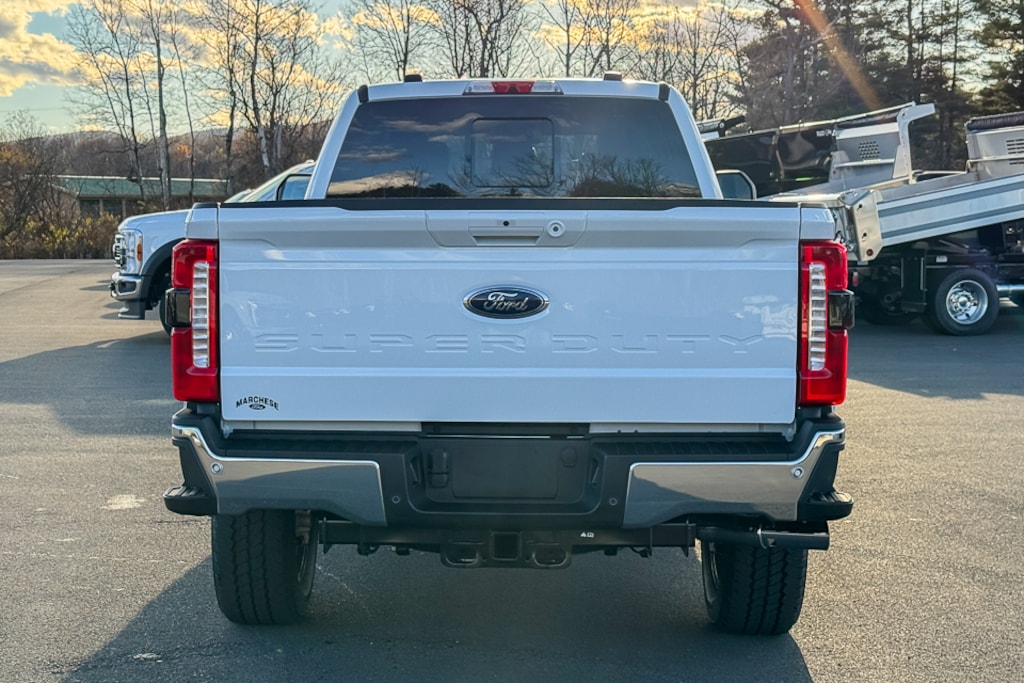 New 2026 Ford F350 Super Duty F-350 Lariat PICKUP