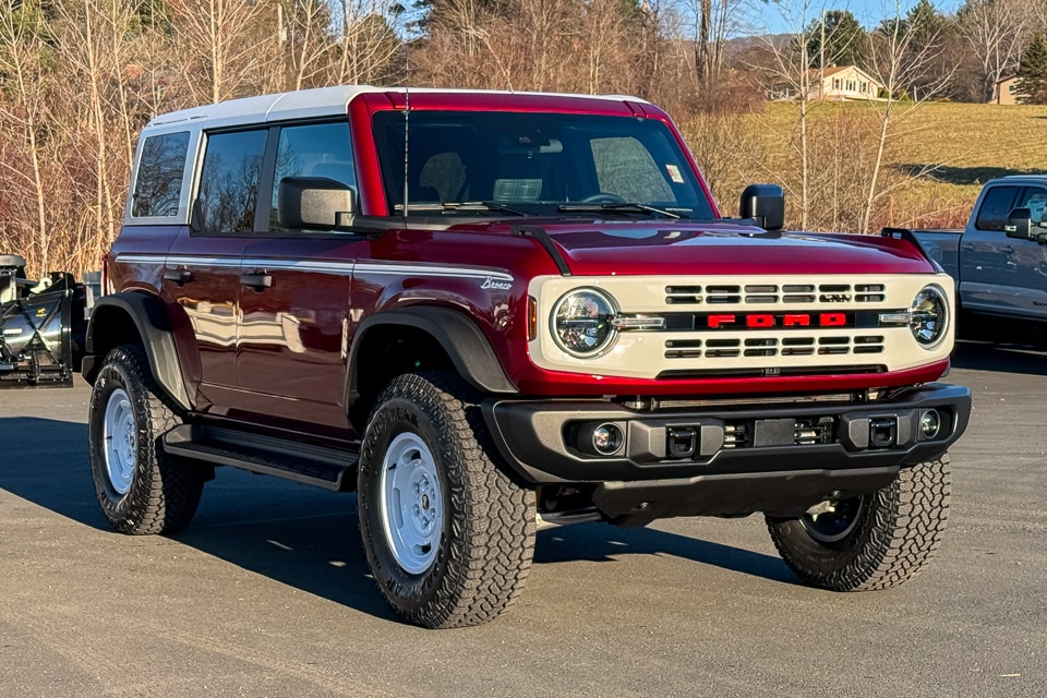 2025 Ford Bronco 4-Door Heritage Editon's photo