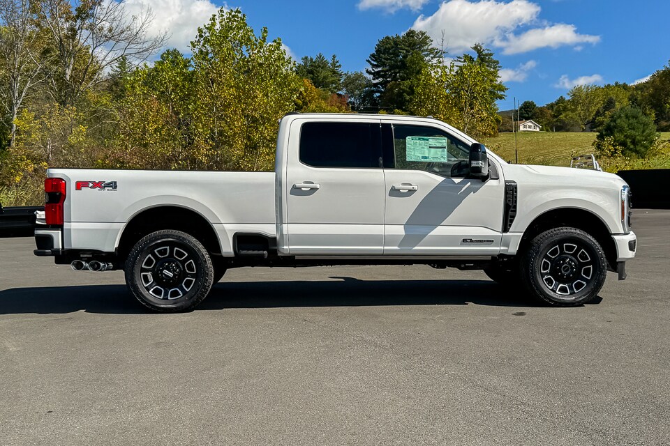 2026 Ford F-350 XL photo 2