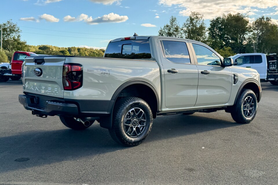 2025 Ford Ranger XLT photo 3