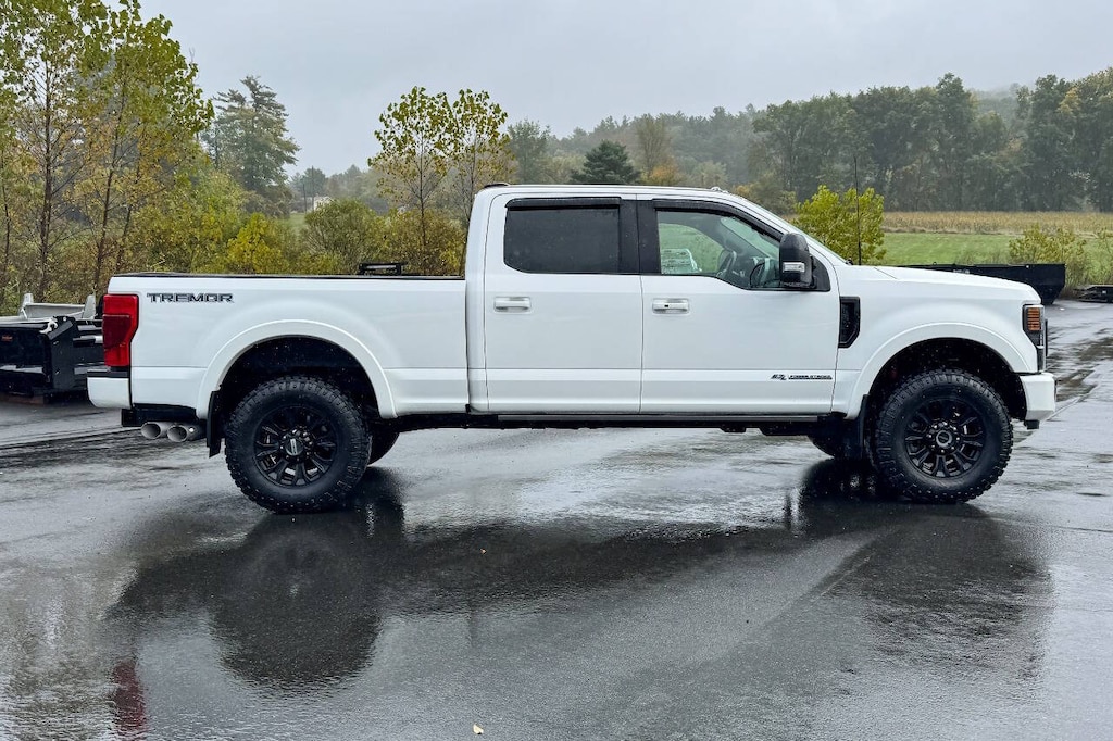 Used 2022 Ford F-350 Super Duty Lariat 4x4 4dr Crew Cab 6.8 ft. SB SRW Pickup Pickup Truck