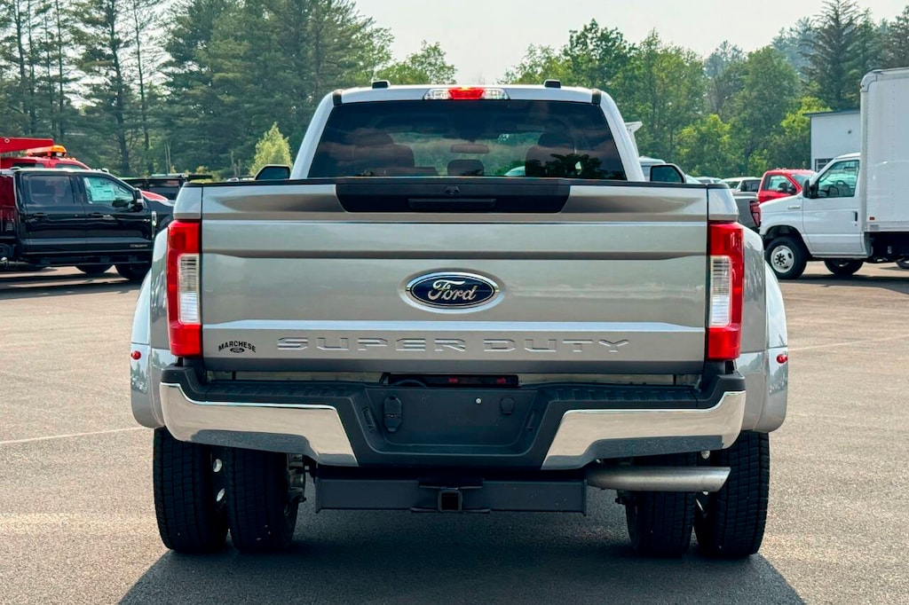 Used 2022 Ford F-450 Super Duty 4X4 4dr Crew Cab 179.8 203.8 in. WB Chassis