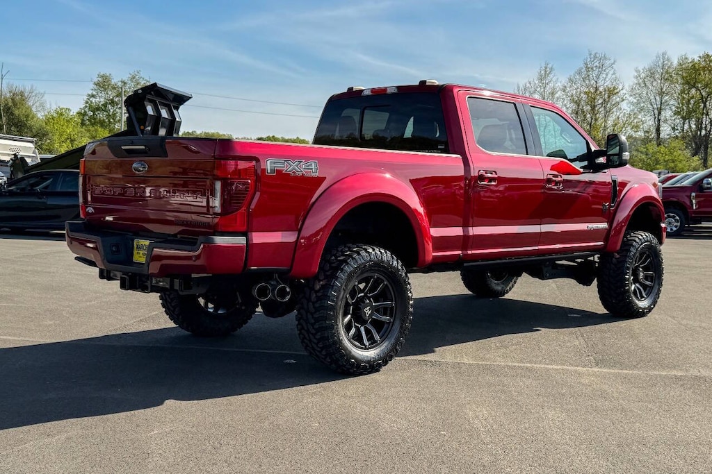 Used 2022 Ford F-250 Super Duty Lariat 4x4 4dr Crew Cab 6.8 ft. SB Pickup Pickup Truck