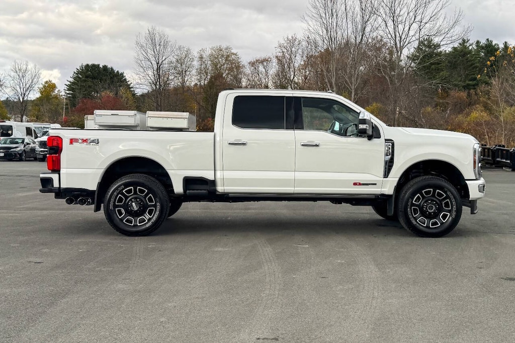 Used 2024 Ford F-350 Super Duty Platinum 4x4 4dr Crew Cab 6.8 ft. SB SRW Pickup Pickup Truck