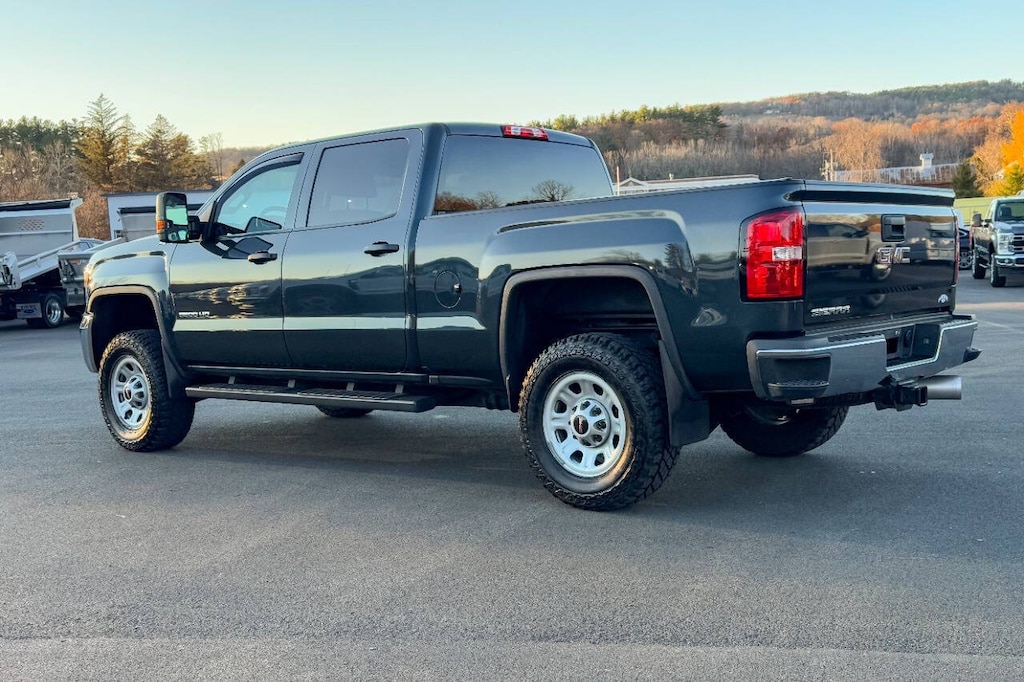 Used 2019 GMC Sierra 3500HD Base 4x4 4dr Crew Cab SRW Pickup Truck