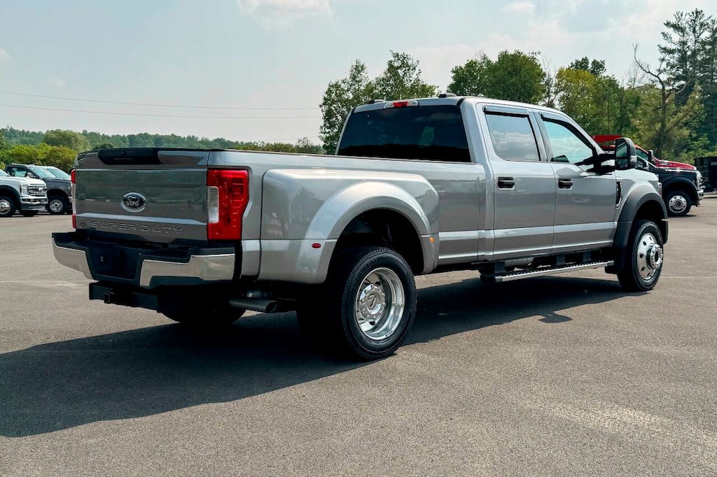 Used 2022 Ford F-450 Super Duty 4X4 4dr Crew Cab 179.8 203.8 in. WB Chassis