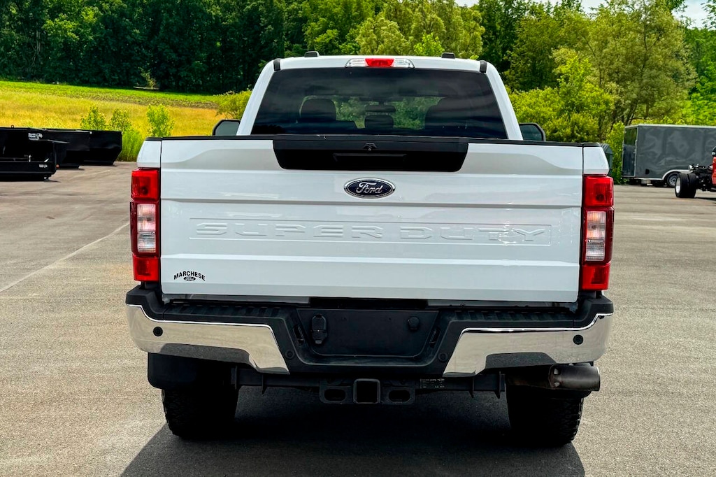 Used 2022 Ford F-350 Super Duty XLT 4x4 4dr Crew Cab 8 ft. LB SRW Pickup Pickup Truck