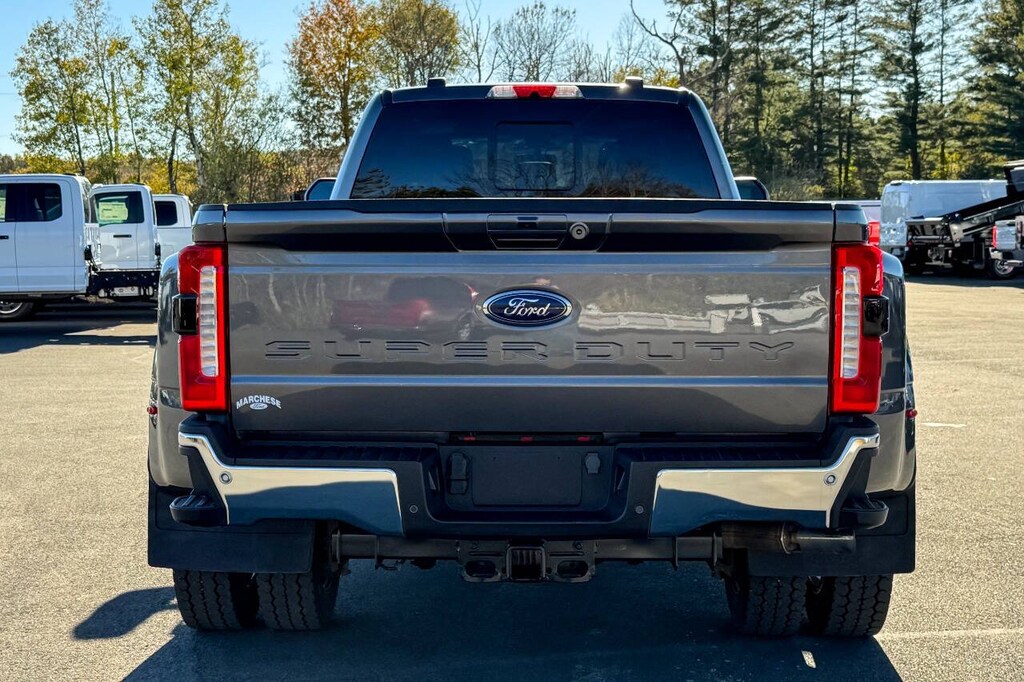 Used 2023 Ford F-450 Super Duty Lariat 4x4 4dr Crew Cab 8 ft. LB DRW Pickup Pickup Truck
