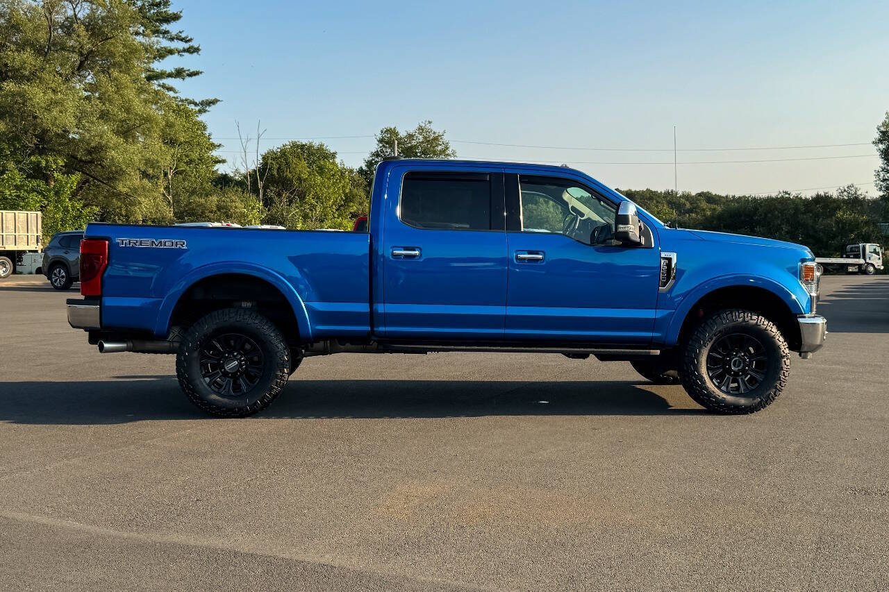 2020 Ford F-250 XLT photo 2
