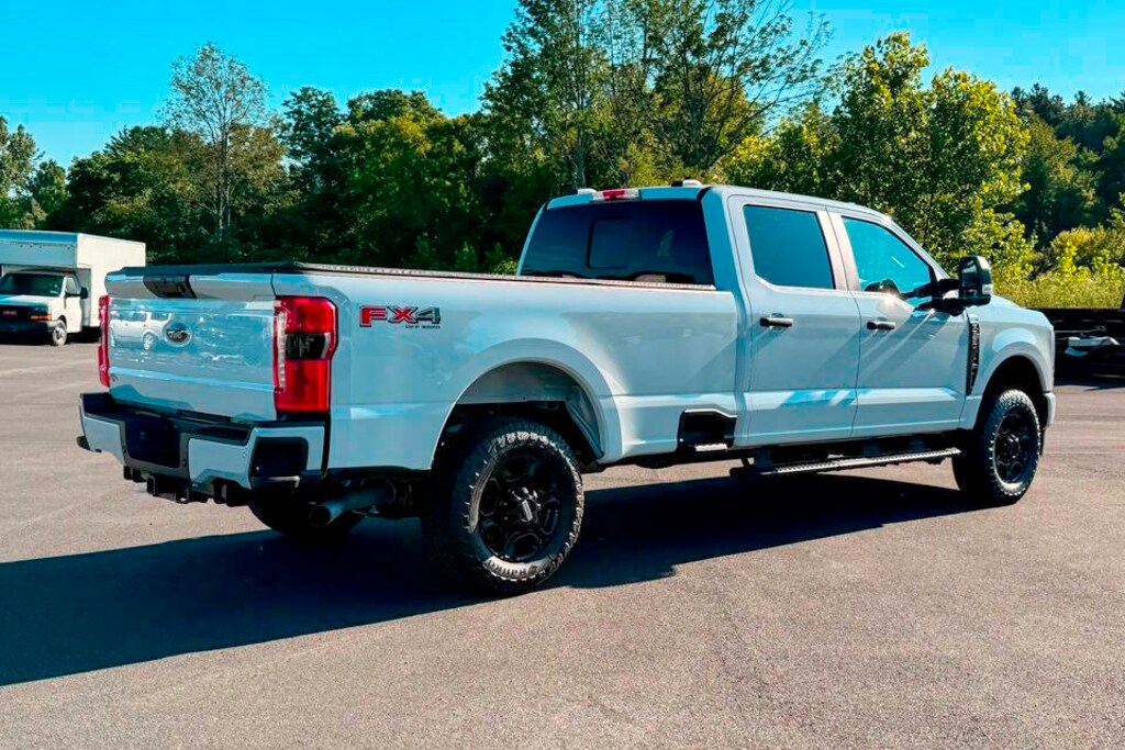 Used 2024 Ford F-350 Super Duty XL 4x4 4dr Crew Cab 8 ft. LB SRW Pickup Pickup Truck
