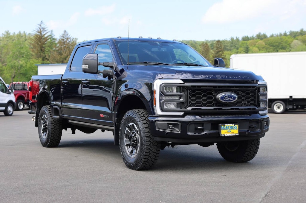 Used 2023 Ford F-250 Super Duty Lariat 4x4 4dr Crew Cab 8 ft. LB Pickup Pickup Truck
