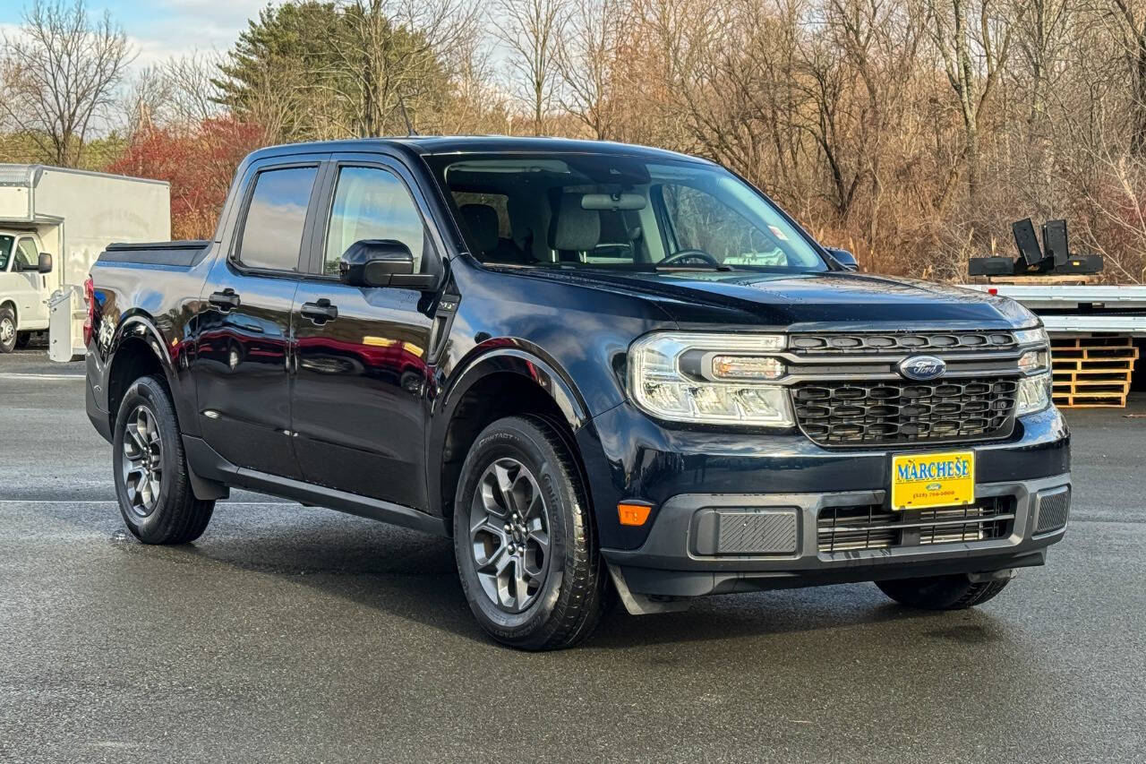 2023 Ford Maverick XLT's photo