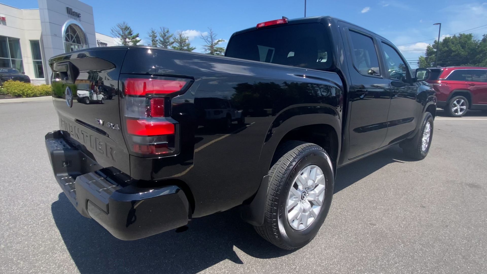 Used 2023 Nissan Frontier SV with VIN 1N6ED1EK4PN605739 for sale in Sanford, ME