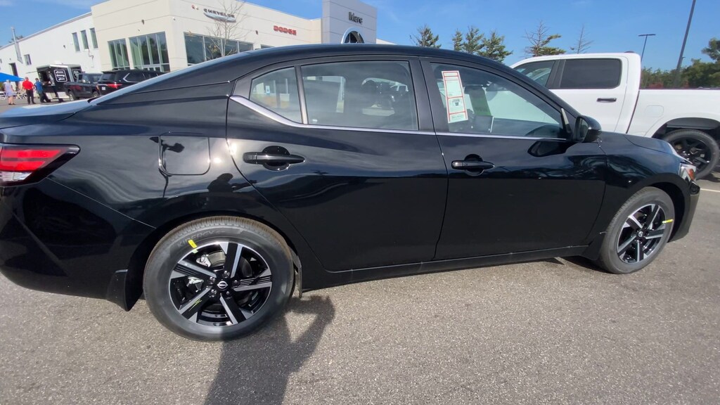 New 2025 Nissan Sentra SV Sedan