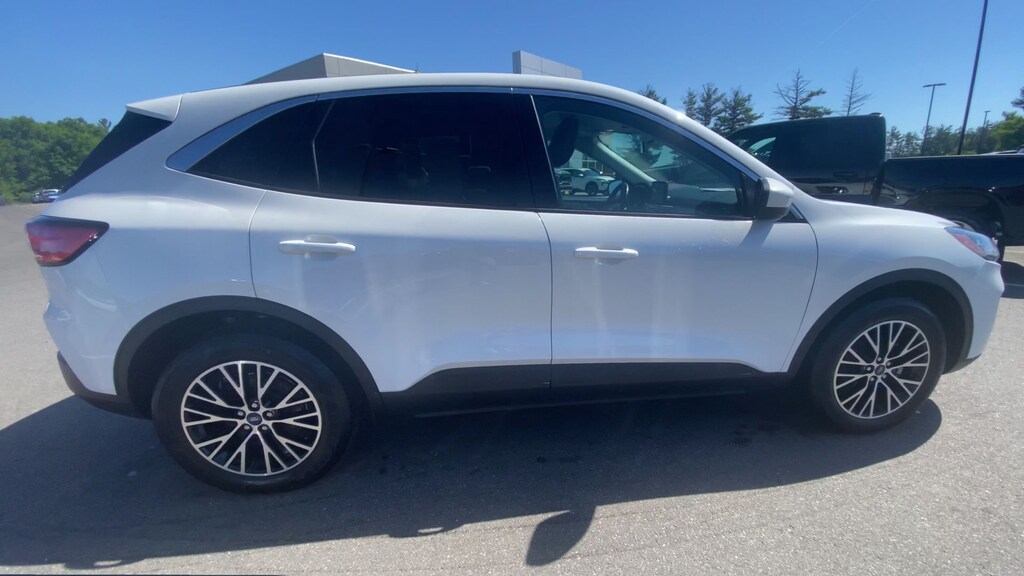 Used 2022 Ford Escape PHEV SEL SUV