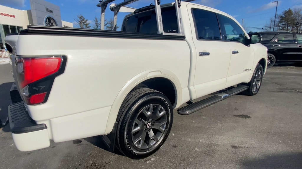 Used 2024 Nissan Titan Truck Crew Cab
