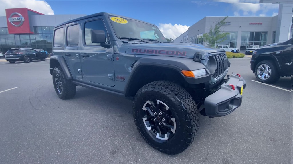 Used 2025 Jeep Wrangler Rubicon SUV
