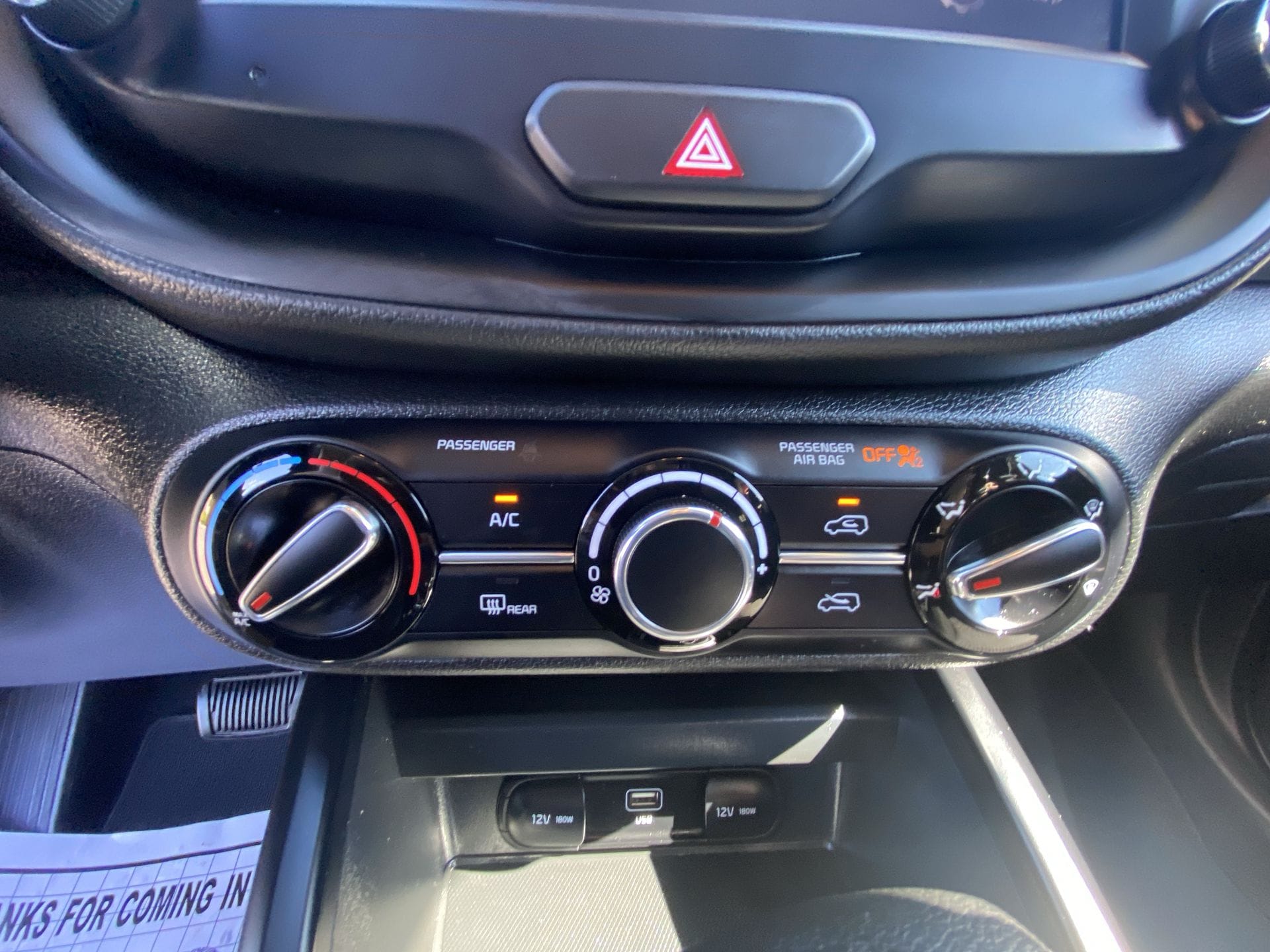 2024 Kia Soul LX - Photo 18