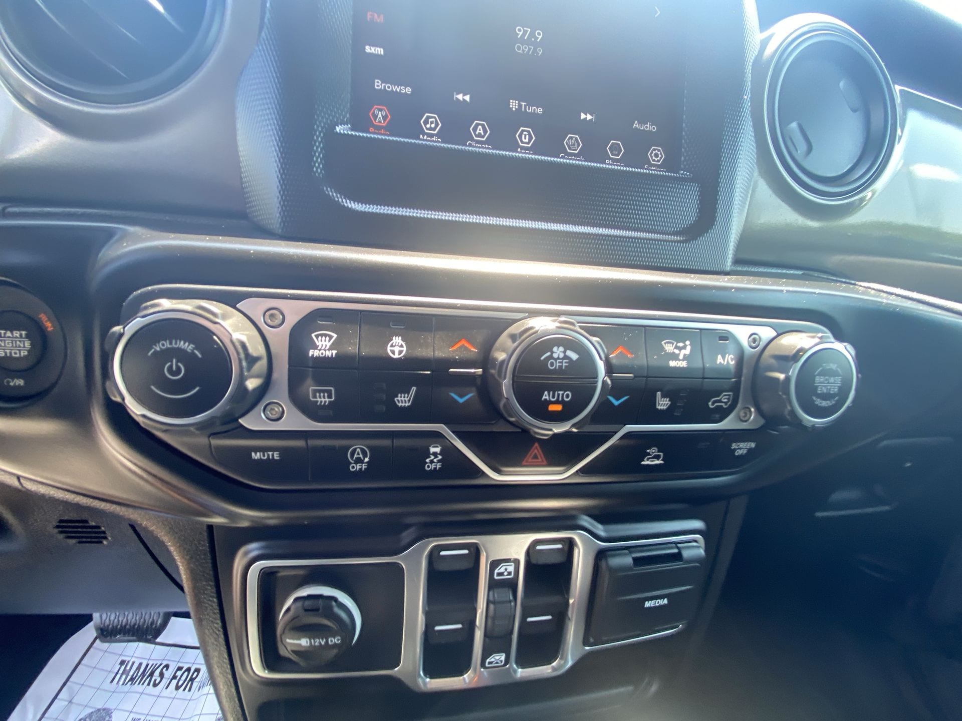 2021 Jeep Gladiator Sport S - Photo 18