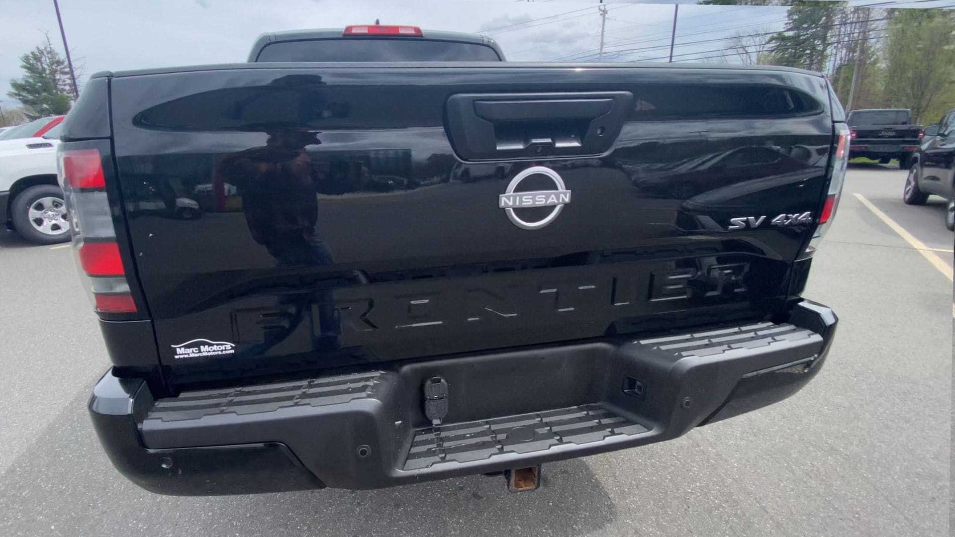 2023 Nissan Frontier SV - Photo 9