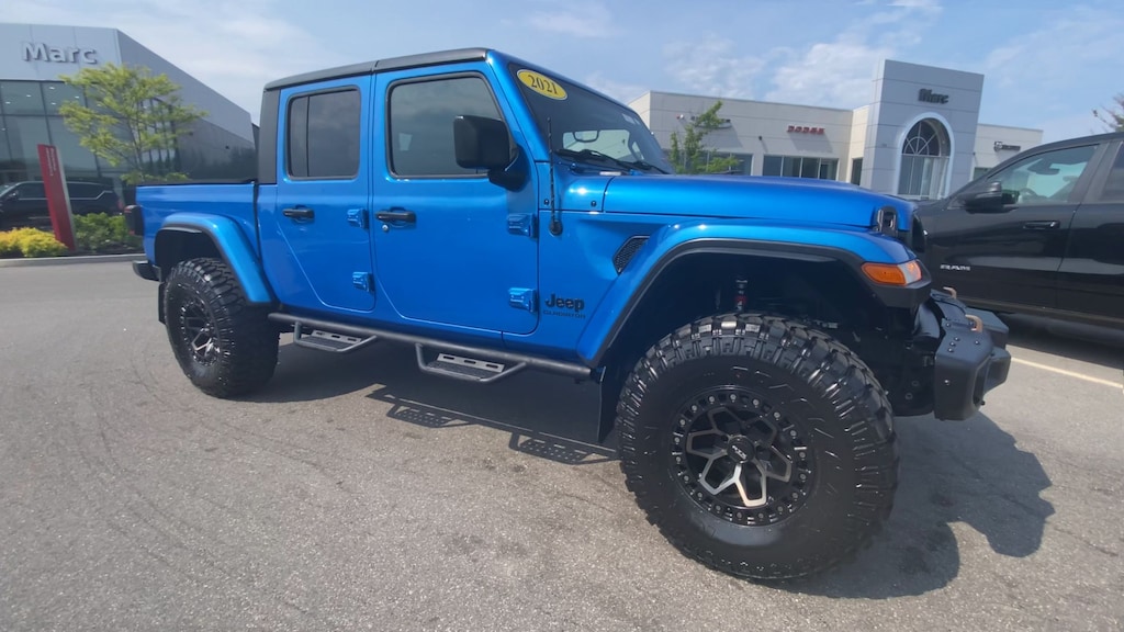 Used 2021 Jeep Gladiator Sport Truck Crew Cab