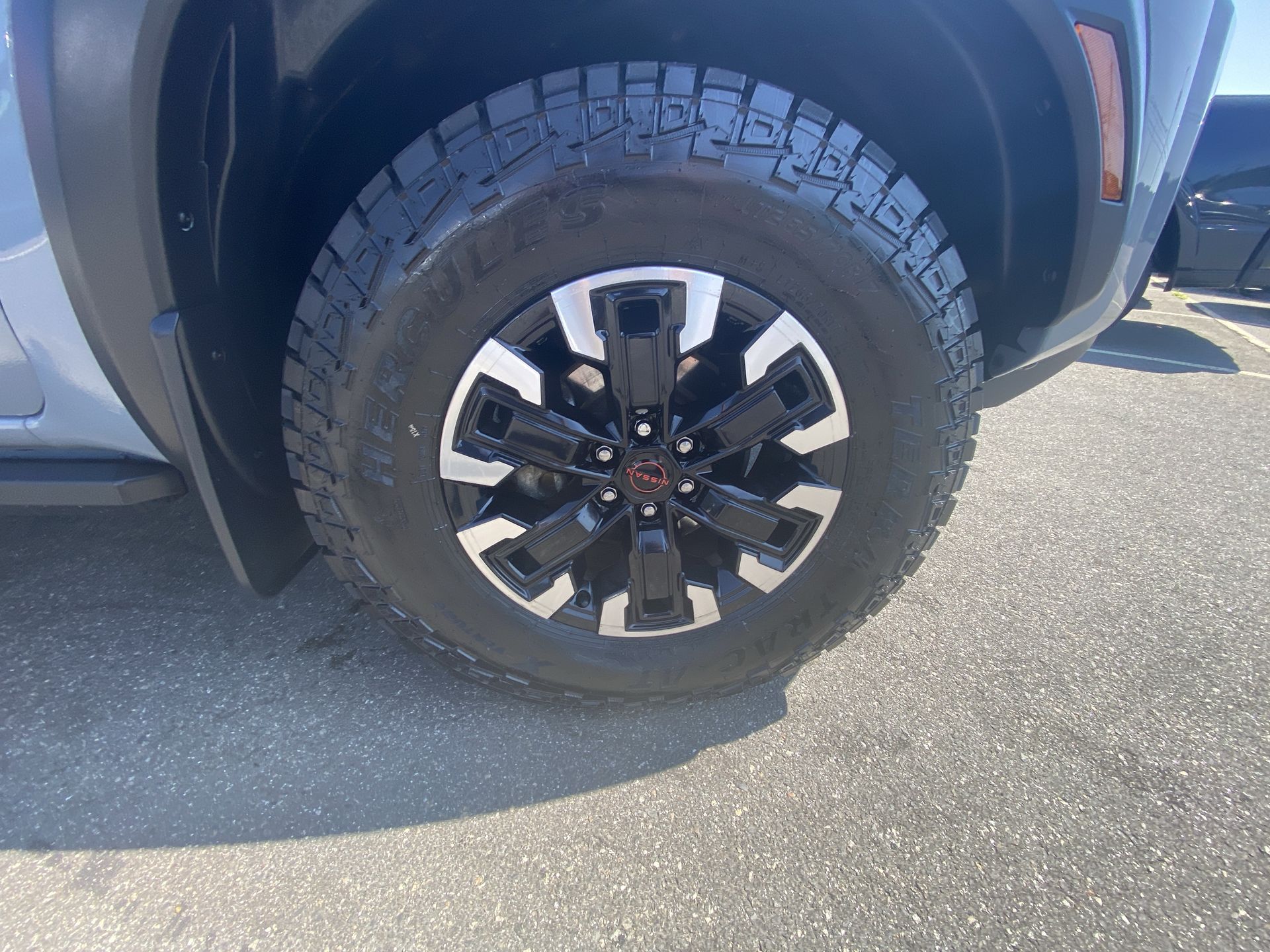 2024 Nissan Frontier PRO-4X - Photo 10