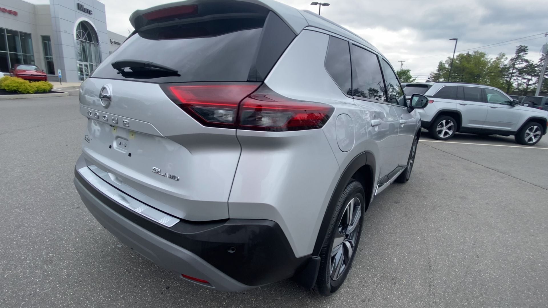 Used 2021 Nissan Rogue SL with VIN JN8AT3CB9MW240052 for sale in Sanford, ME