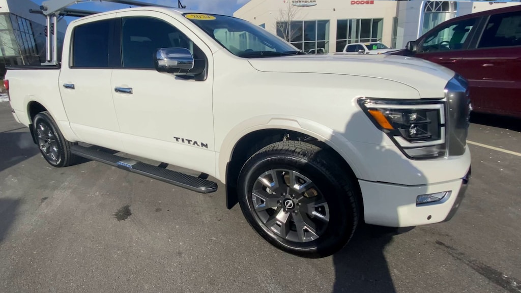 Used 2024 Nissan Titan Truck Crew Cab