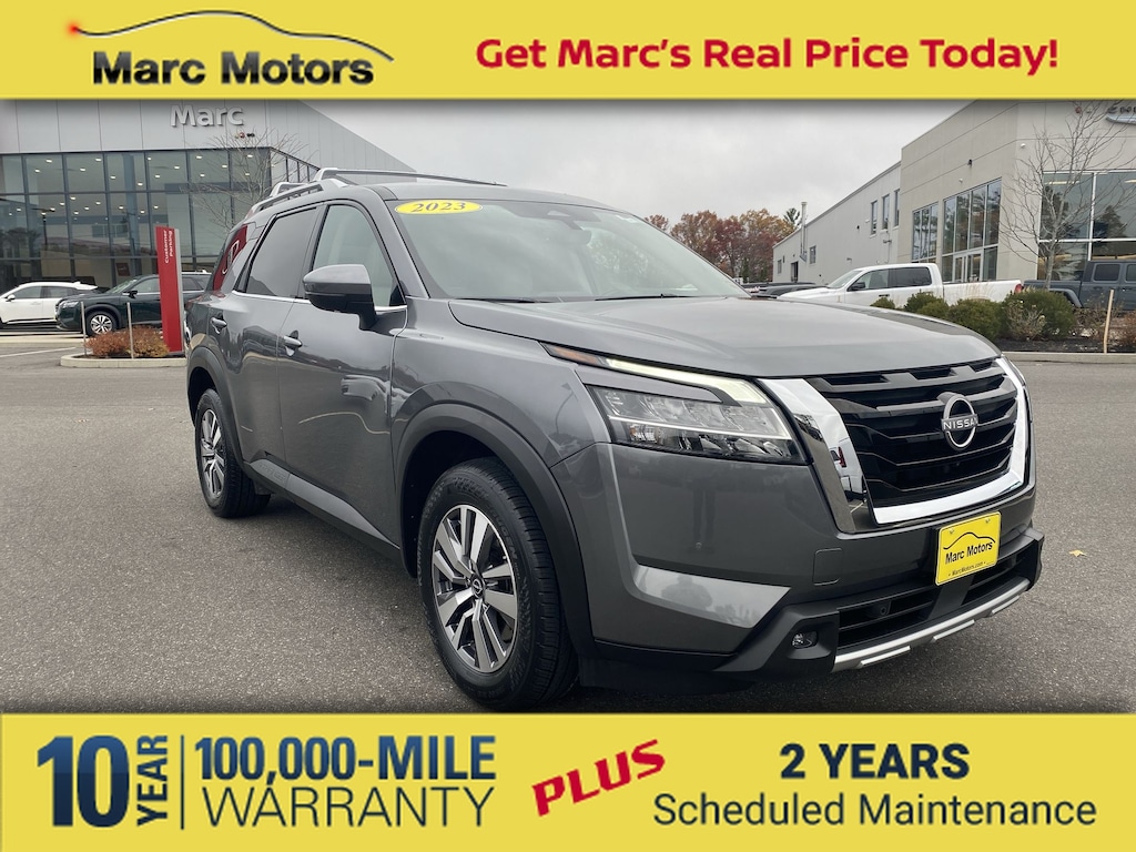 Used 2023 Nissan Pathfinder SL SUV