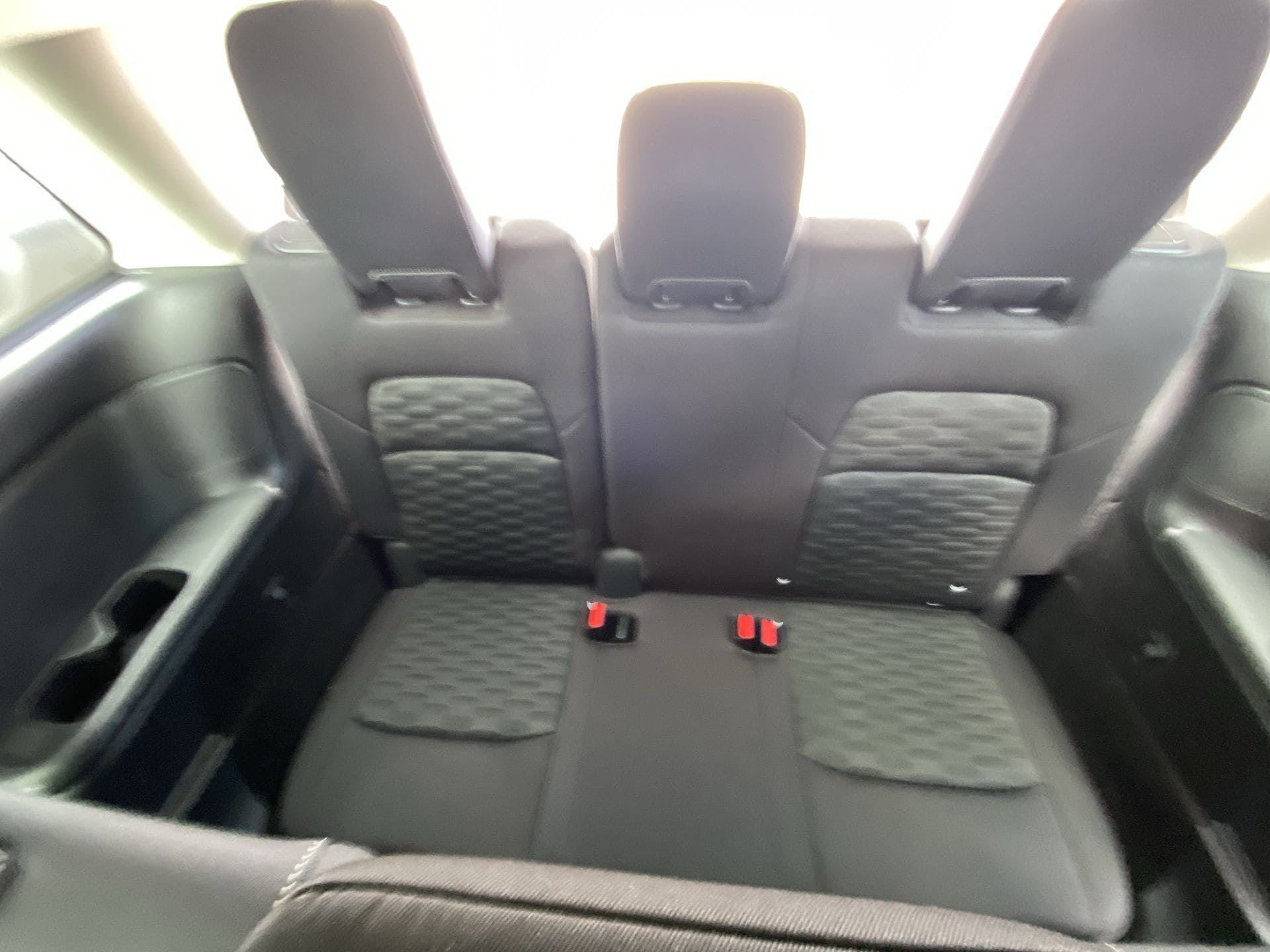 2025 Nissan Pathfinder SV - Photo 22