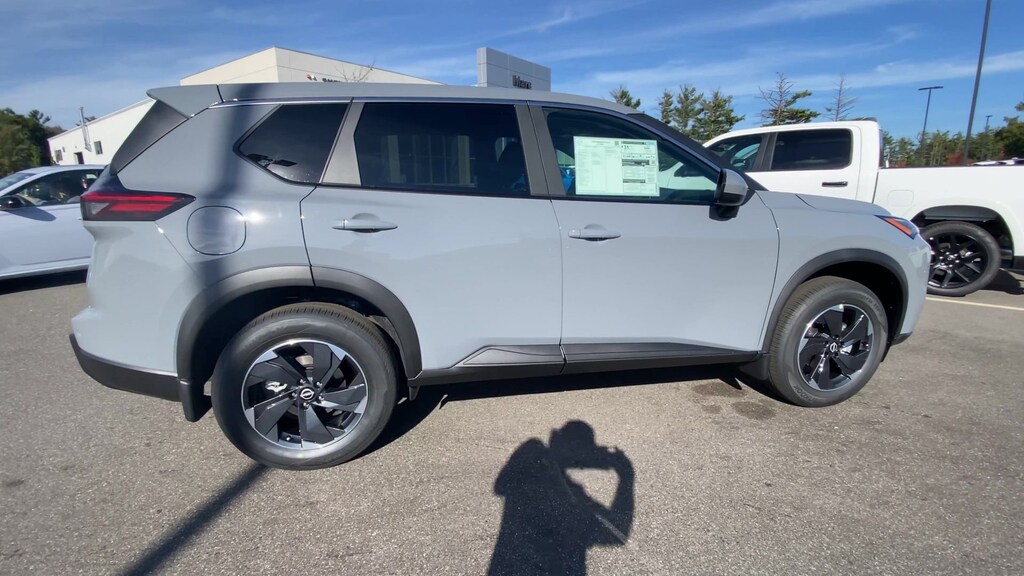 New 2026 Nissan Rogue SV SUV