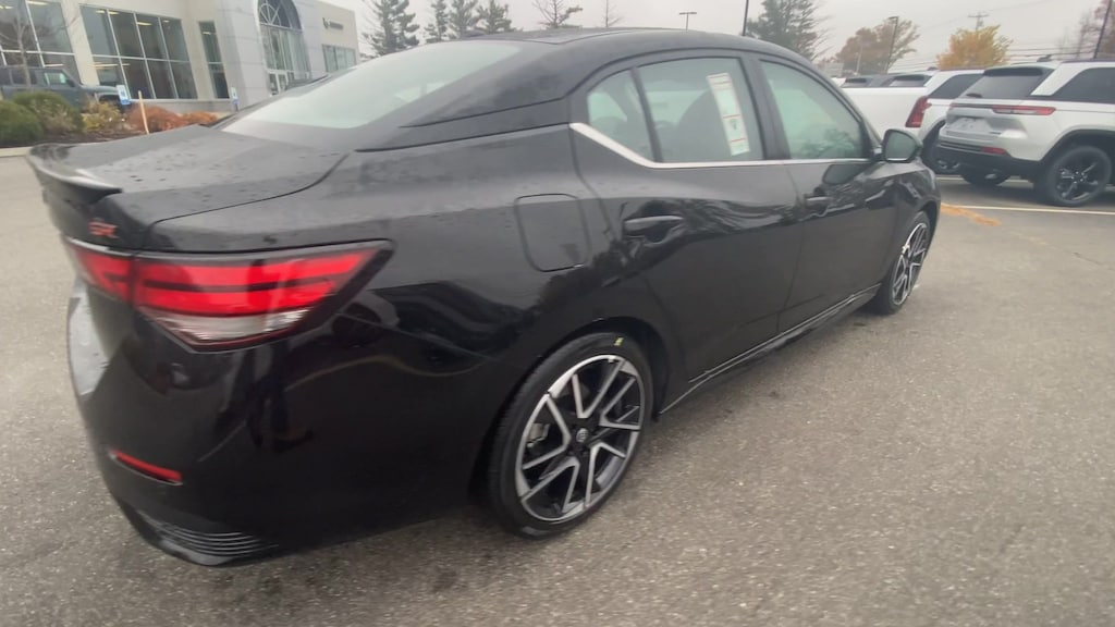 New 2025 Nissan Sentra SR Sedan