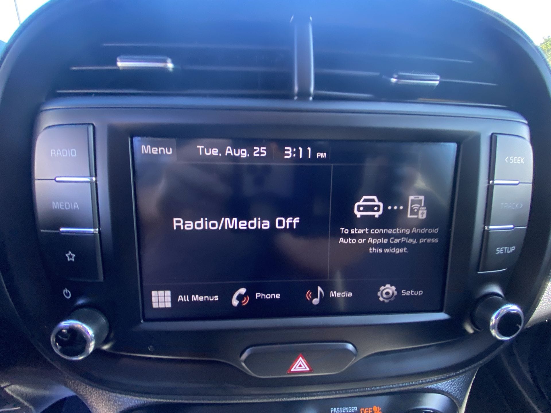 2024 Kia Soul LX - Photo 16