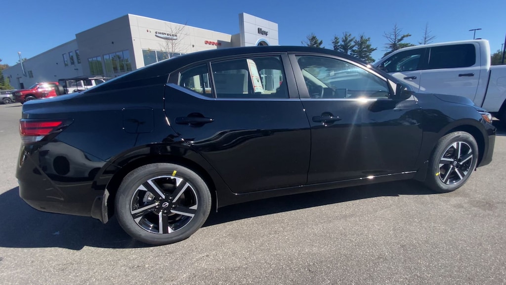 New 2025 Nissan Sentra SV Sedan