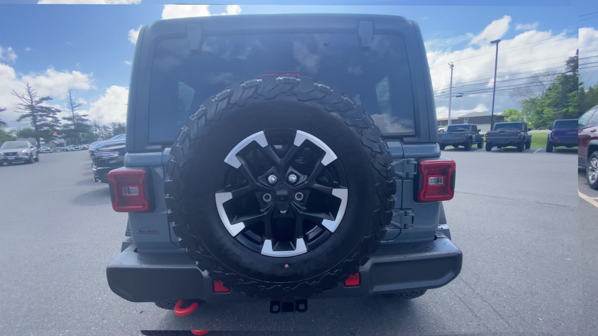 2025 Jeep Wrangler 4-Door Rubicon - Photo 9