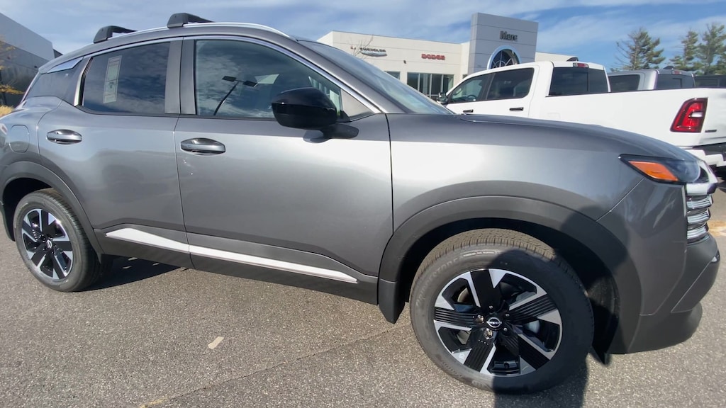 New 2026 Nissan Kicks SV SUV