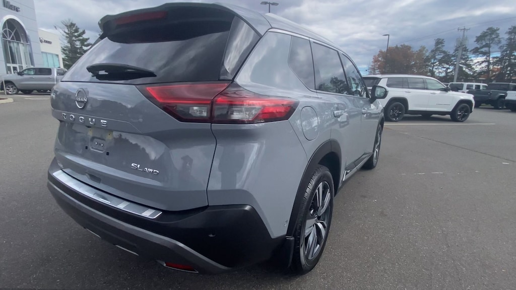 Used 2023 Nissan Rogue SL SUV