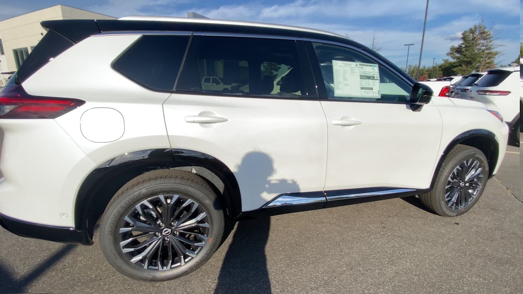 New 2026 Nissan Rogue Platinum SUV